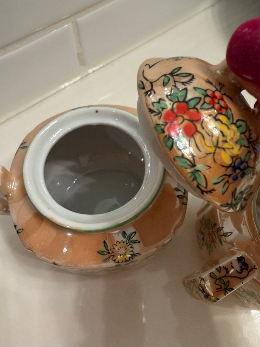 Vintage TRICO Floral Sugar Bowl and Creamer Set - hand painted - Picture 5 of 5